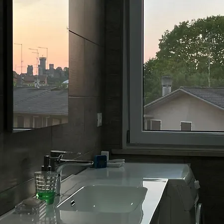 Art&castle View 5 Min From Sigurta Park 아파트 *