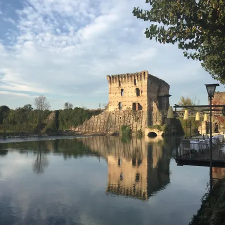 Apartamento Art&castle View 5 Min From Sigurta Park